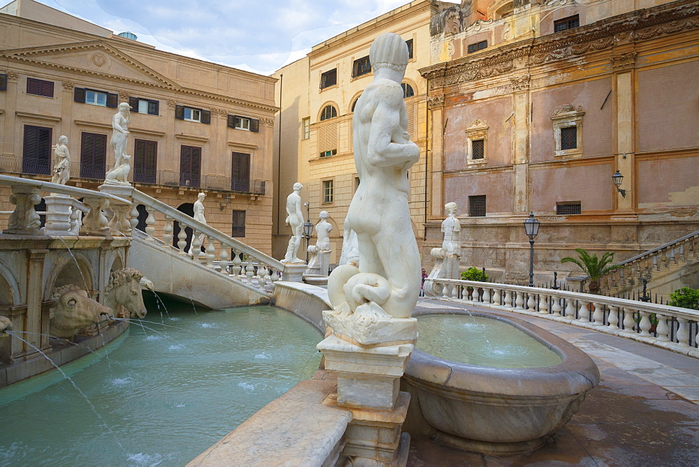 Piazza Pretoria, Palermo, Sicily, Italy, Europe