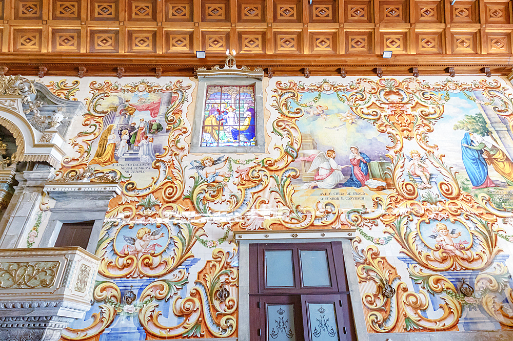 Matriz de Santa Maria de Valega church interior, Ovar, Aveiro, Portugal, Europe