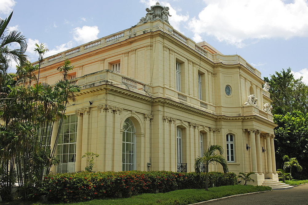 Originally the villa of Jos? Gomez Mena, built in 1927, now the Mueum of Decorative Arts, Vedado, Havana, Cuba, West Indies, Central America