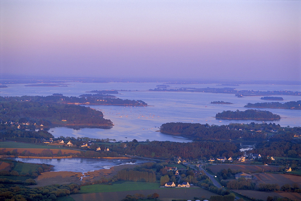 Overview of the West coast, Golfe du Morbihan (Gulf of Morbihan), Brittany, France, Europe