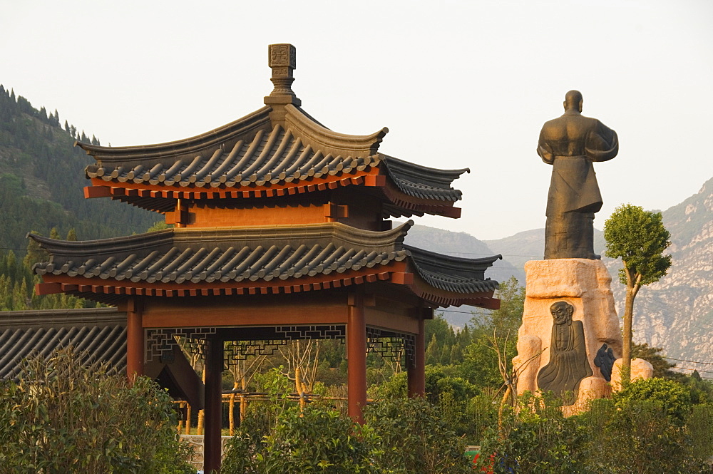 Pavilion and kung fu monument at Shaolin temple, birthplace of Kung Fu martial art, Shaolin, Henan Province, China, Asia