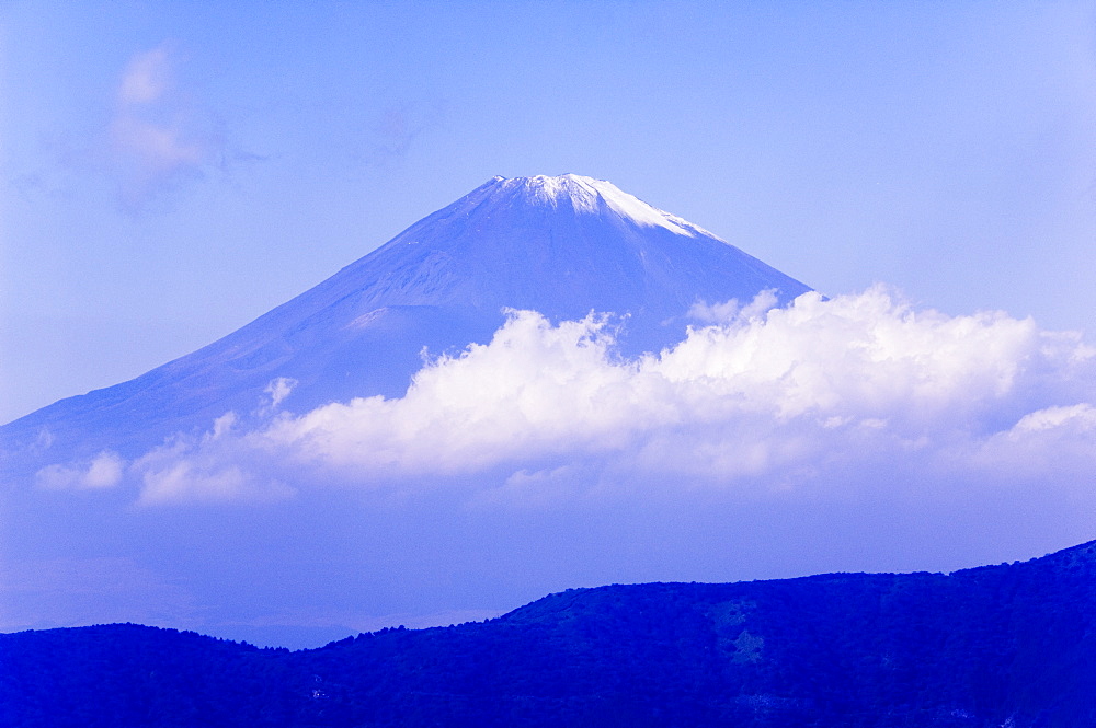 Mount Fuji, 3776m, in Fuji Hakone National Park, Kanagawa Prefecture, Honshu Island, Japan, Asia