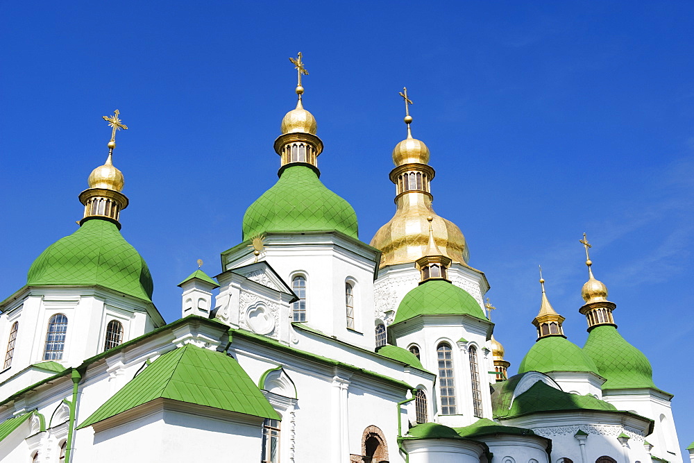 St. Sophia's Cathedral, built between 1017 and 1031 with baroque style domes, UNESCO World Heritage Site, Kiev, Ukraine, Europe