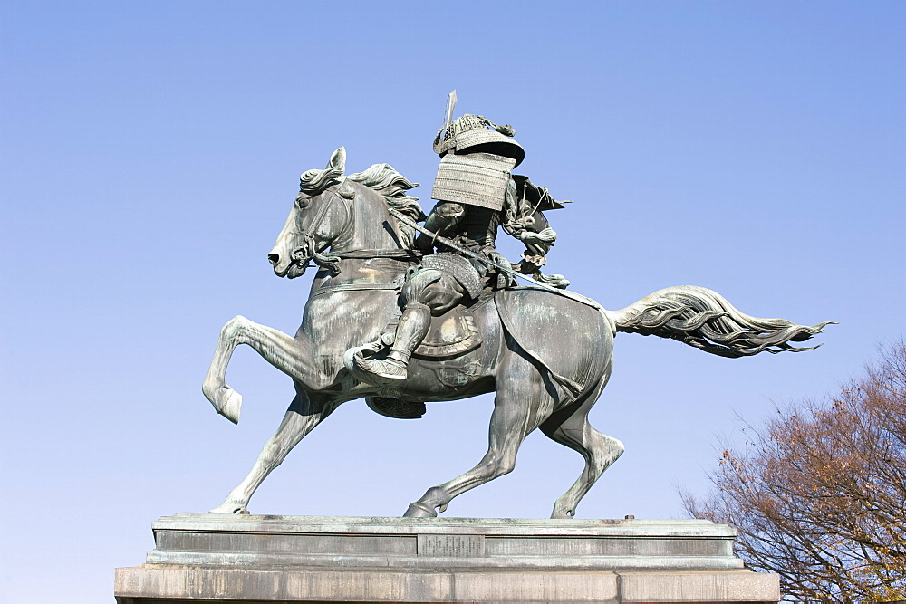 Statue of Kusunoki Masashige a Samurai Warrior, Imperial Palace, Tokyo, Japan, Asia