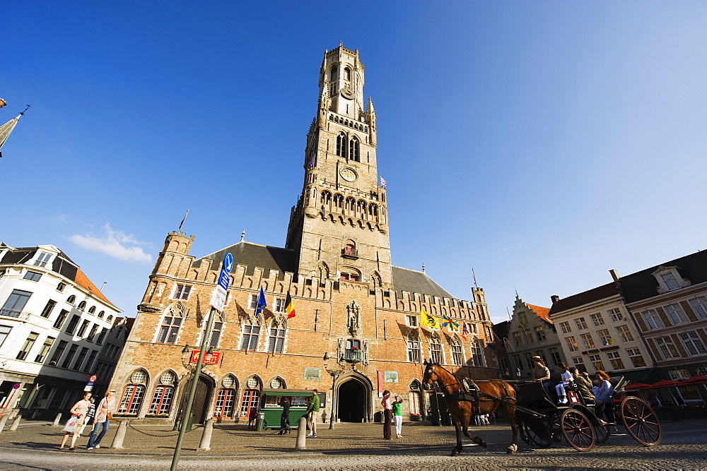 The 13th century Belfort (belfry tower) in market square, Old Town, UNESCO World Heritage Site, Bruges, Flanders, Belgium, Europe