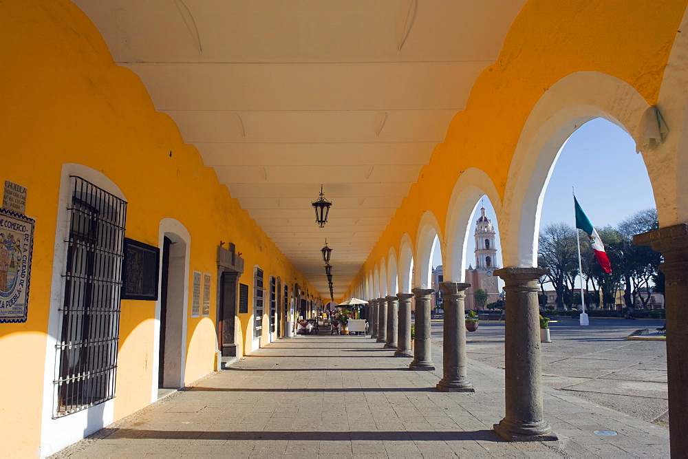 Portal Guerrero, Zocalo arches, Cholula, Puebla state, Mexico North America