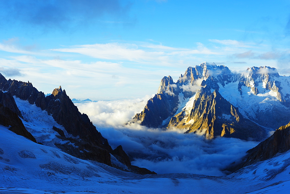 Aiguille Verte and Les Drus, Vallee Blanche, Chamonix, Rhone Alps, Haute Savoie, France, Europe