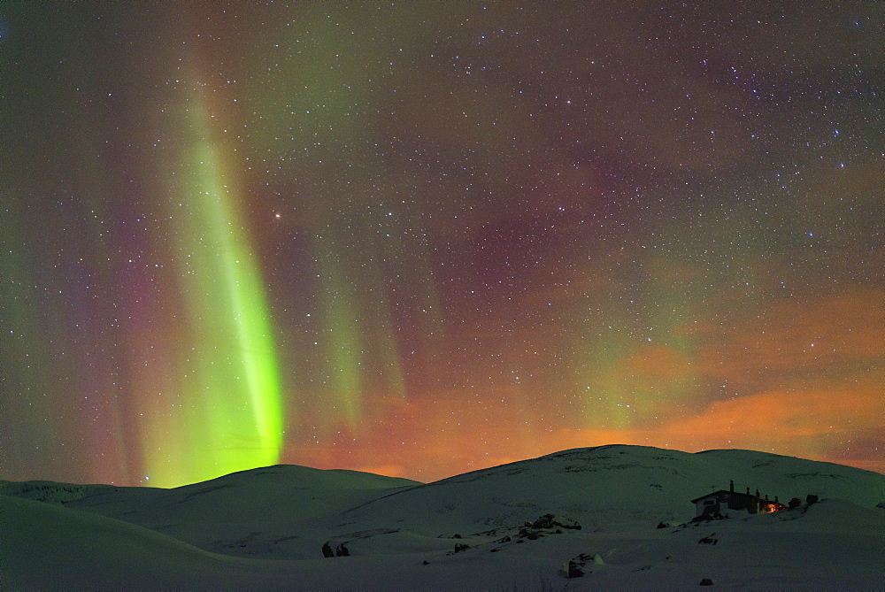 Aurora borealis (Northern Lights) on Kungsleden (Kings Trail), Abisko National Park, Lapland, Arctic Circle, Sweden, Scandinavia, Europe