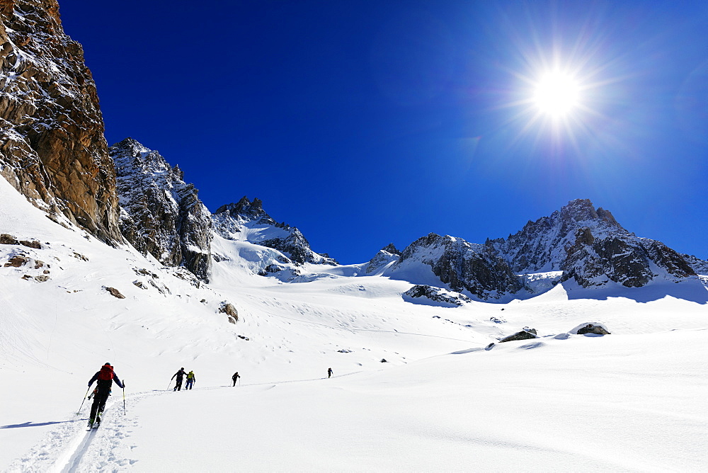 Ski touring on Glacier de Argentiere, Chamonix, Rhone Alpes, Haute Savoie, French Alps, France, Europe