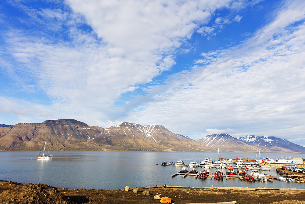 Longyearbyen harbour, Spitsbergen, Svalbard, Arctic, Norway, Europe