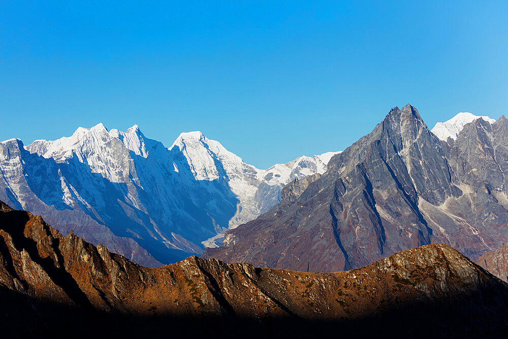 Himalayan mountain scenery, Sagarmatha National Park, UNESCO World Heritage Site, Khumbu Valley, Nepal, Himalayas, Asia