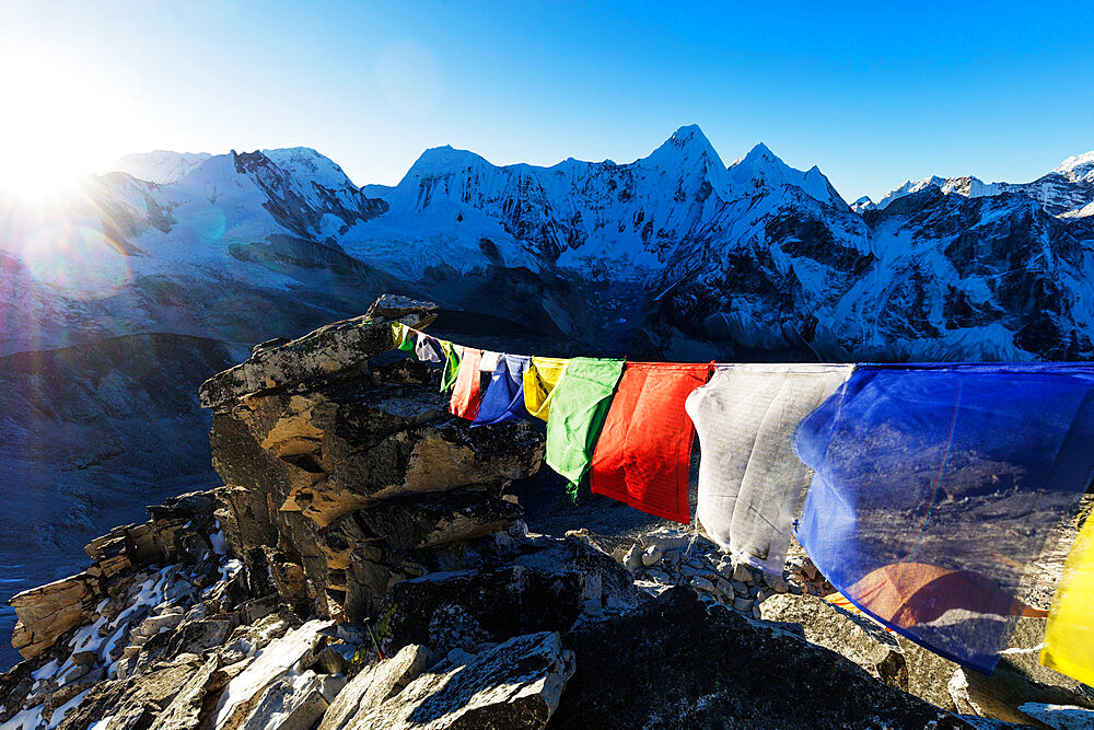 Prayer flags on Ama Dablam, Sagarmatha National Park, UNESCO World Heritage Site, Khumbu Valley, Nepal, Himalayas, Asia