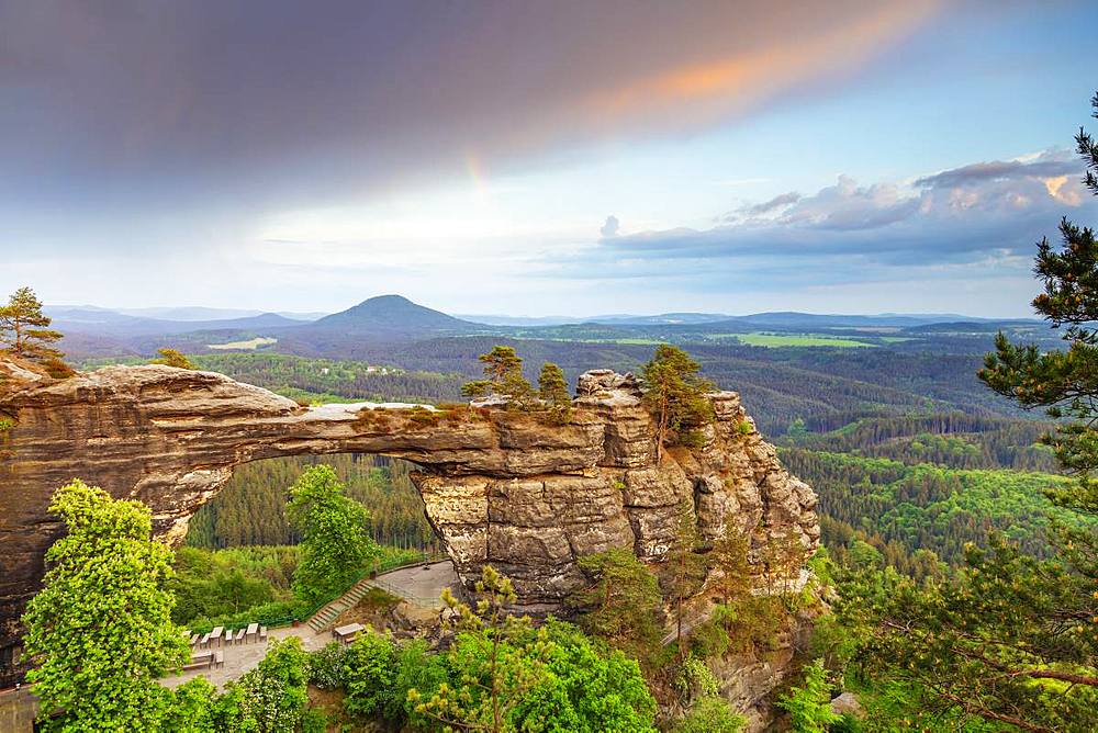 Pravcicka Brana, Europe's largest natural arch, Bohemian Switzerland National Park, Czech Republic, Europe