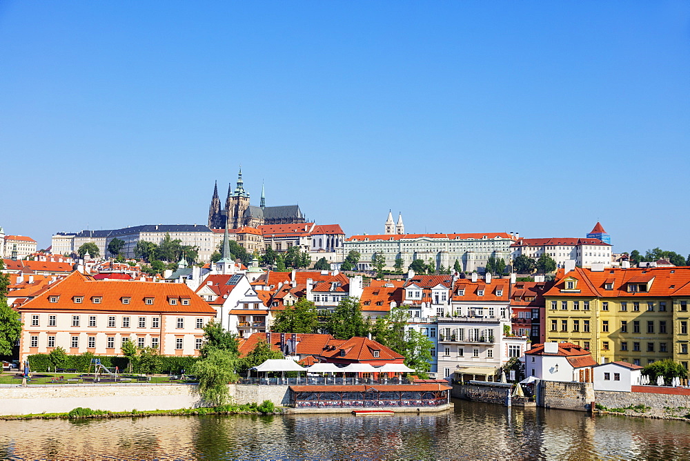 Prague Castle and St. Vitus Cathedral, Prague, UNESCO World Heritage Site, Bohemia, Czech Republic, Europe