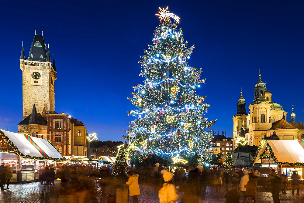 Christmas Market, Christmas tree, Gothic Town Hall and Baroque St. Nicholas Church at Old Town Square, UNESCO World Heritage Site, Old Town, Prague, Czech Republic, Europe