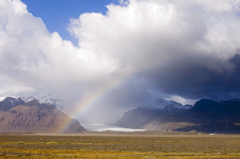 Vatnajokull glacier, Skaftafell National Park, South coast, Iceland, Polar Regions