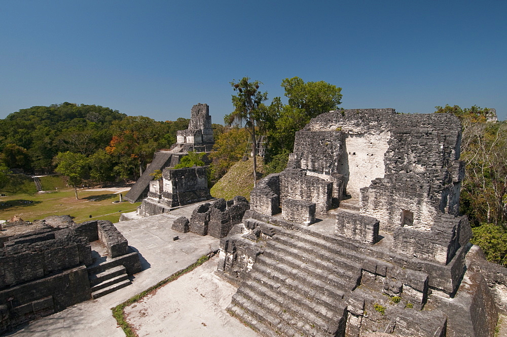 Temple II and Northern Acropolis, Mayan archaeological site, Tikal, UNESCO World Heritage Site, Guatemala, Central America