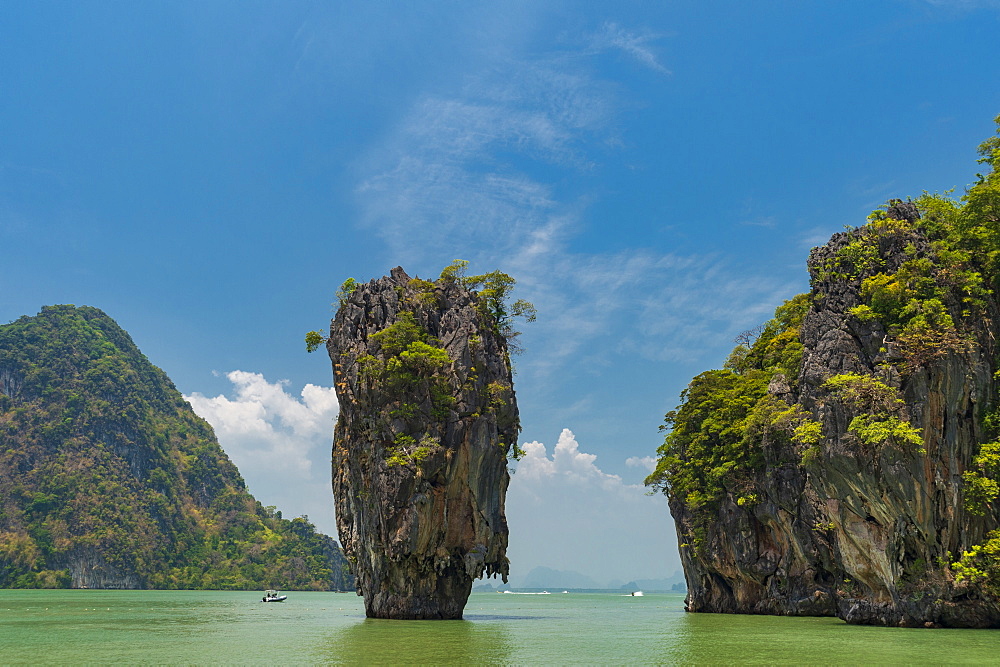 James Bond Island, featured in the movie The Man with the Golden Gun, Phang Nga, Thailand, Southeast Asia, Asia