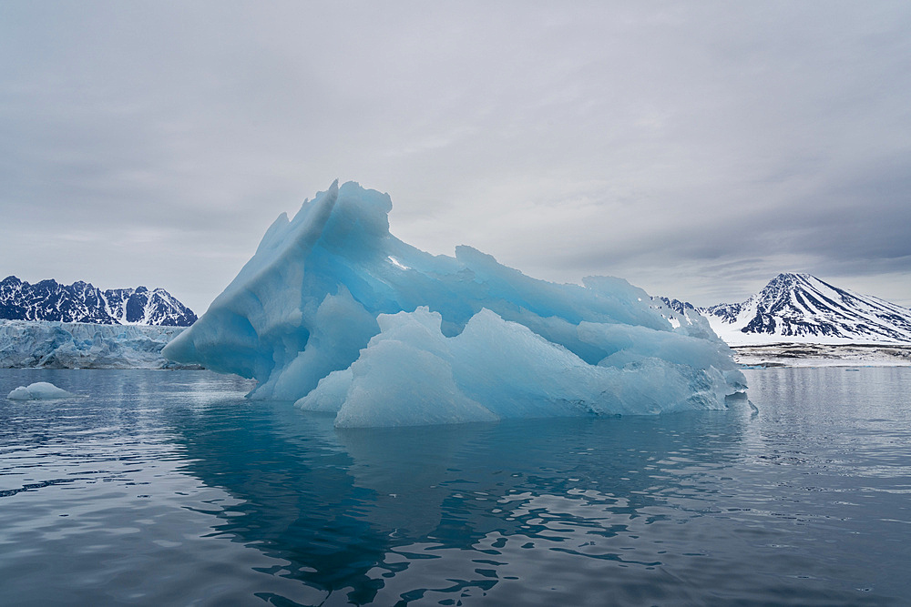 Lillyhookbreen glacier, Spitsbergen, Svalbard Islands, Norway.