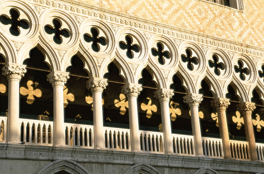 Architectural detail of the Palazzo Ducale (Doge's palace), Venice, Veneto, Italy, Europe