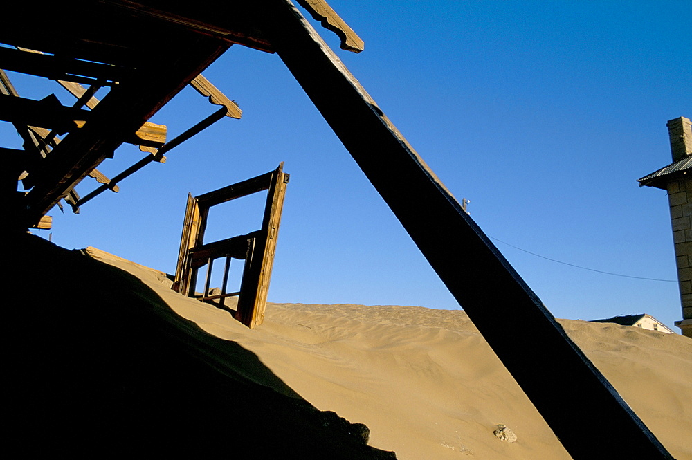 Diamond mining ghost town, Kolmanskop, Namib Desert, Luderitz, Namibia, Africa