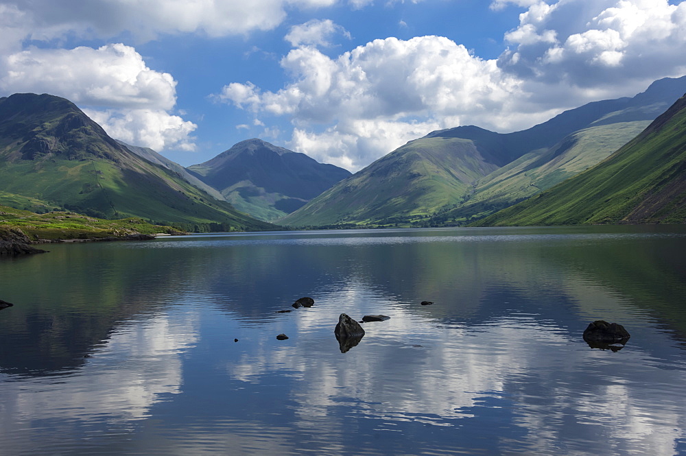 Great Gable, Lingmell, and Yewbarrow, Lake Wastwater, Wasdale, Lake District National Park, Cumbria, England, United Kingdom, Europe