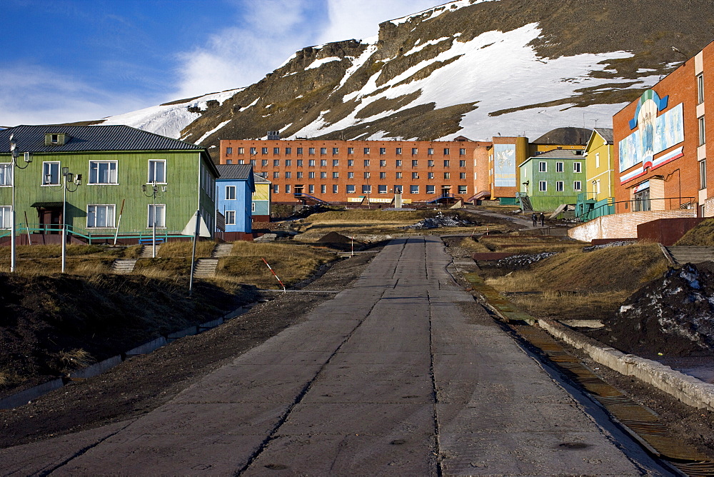 Barentsburg, Spitsbergen, Svalbard, Norway, Scandinavia, Europe