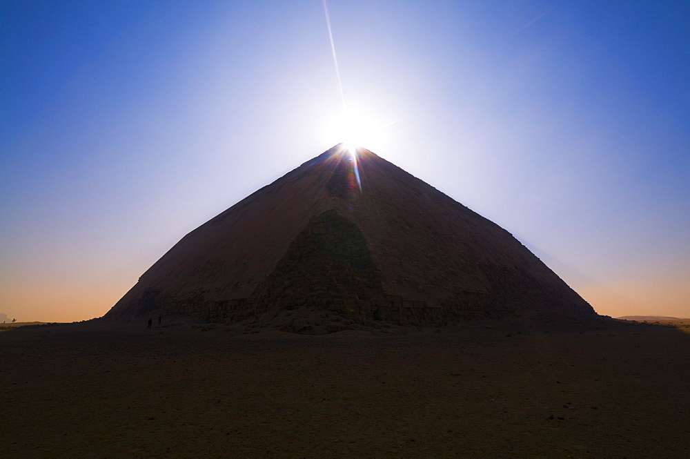 The Bent Pyramid, Pyramid field of Dahshur, UNESCO World Heritage Site, Egypt, North Africa, Africa