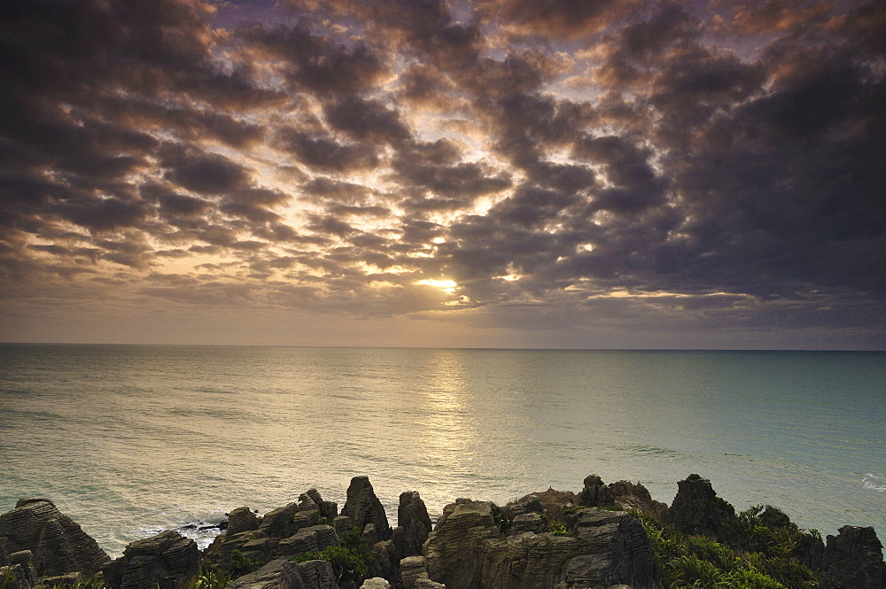 Pancake Rocks, Paparoa National Park, Punakaiki, West Coast, South Island, New Zealand, Pacific