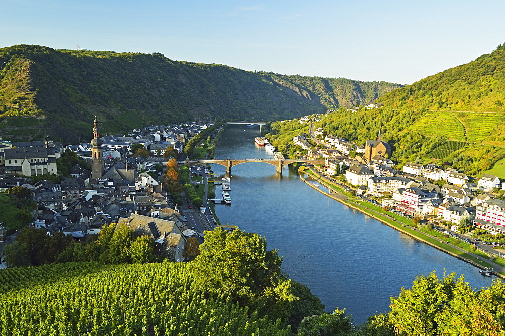 View of Cochem and Moselle River (Mosel), Rhineland-Palatinate, Germany, Europe 