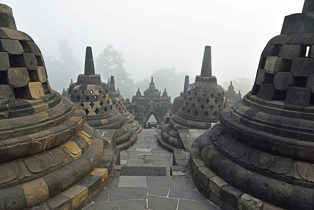 Borobodur, UNESCO World Heritage Site, Kedu Plain, Java, Indonesia, Southeast Asia, Asia