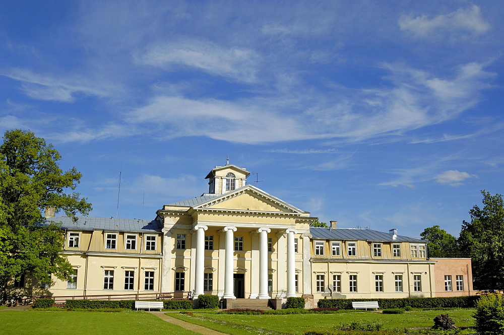 Krimulda Palace, near Sigulda, Latvia, Baltic States, Europe