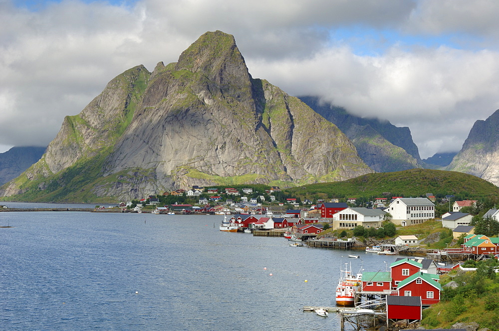 Reine, Moskenesoya, Lofoten Islands, Norway, Scandinavia, Europe