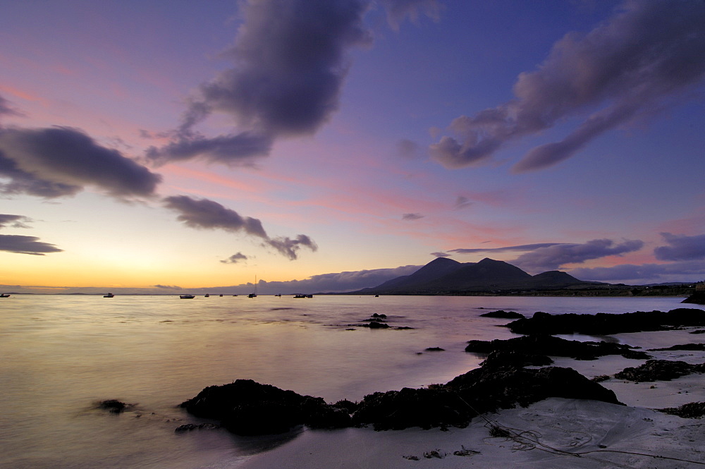 Dawn over Clew Bay and Croagh Patrick mountain, from Old Head, County Mayo, Connacht, Republic of Ireland (Eire), Europe