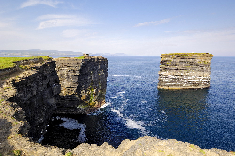 Sea Stack at Downpatrick Head, near Ballycastle, County Mayo, Connacht, Republic of Ireland, Europe