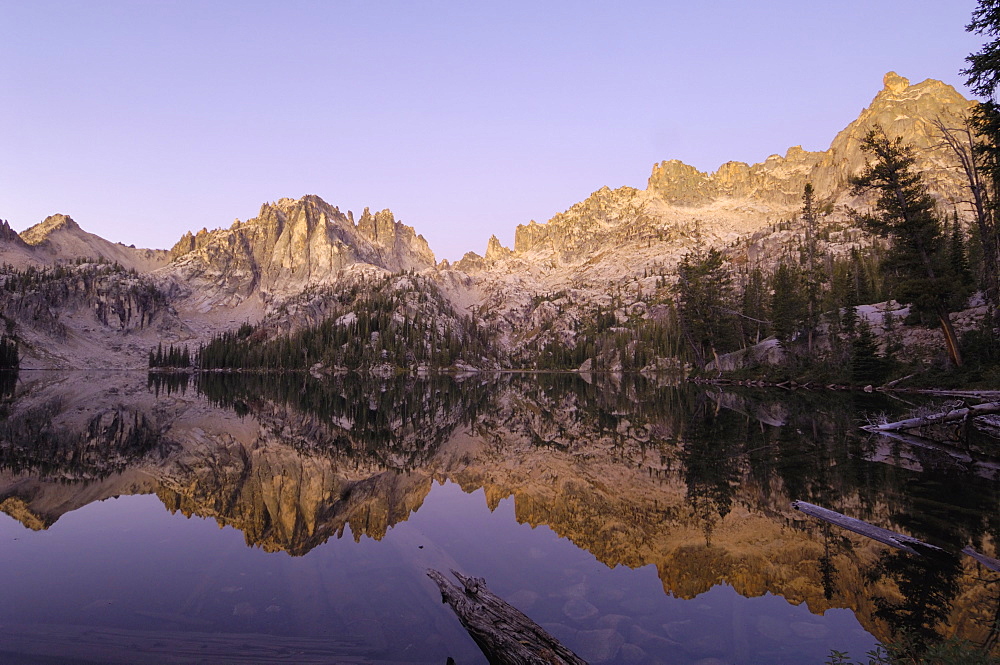 Dawn over Baron Lake, Sawtooth Mountains, Sawtooth Wilderness, Sawtooth National Recreation Area, Rocky Mountains, Idaho, United States of America, North America