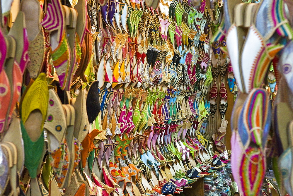 Traditional footware (babouches) for sale in the souk, Medina, Marrakech (Marrakesh), Morocco, North Africa, Africa