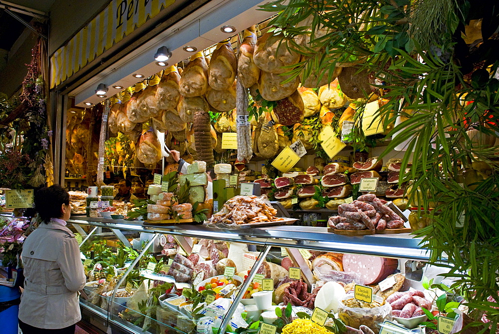 Mercato Centrale (Central Market), Florence (Firenze), Tuscany, Italy, Europe