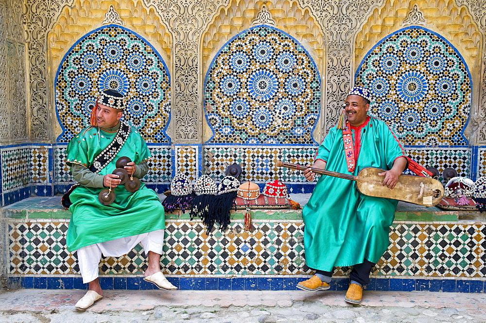 Carcaba (iron castanets) and Gambri (guitar) players, Kasbah, Tangier, Morocco, North Africa, Africa