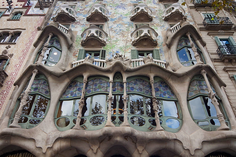 Facade of Casa Batllo by Gaudi, UNESCO World Heritage Site, Passeig de Gracia, Barcelona, Catalunya (Catalonia) (Cataluna), Spain, Europe