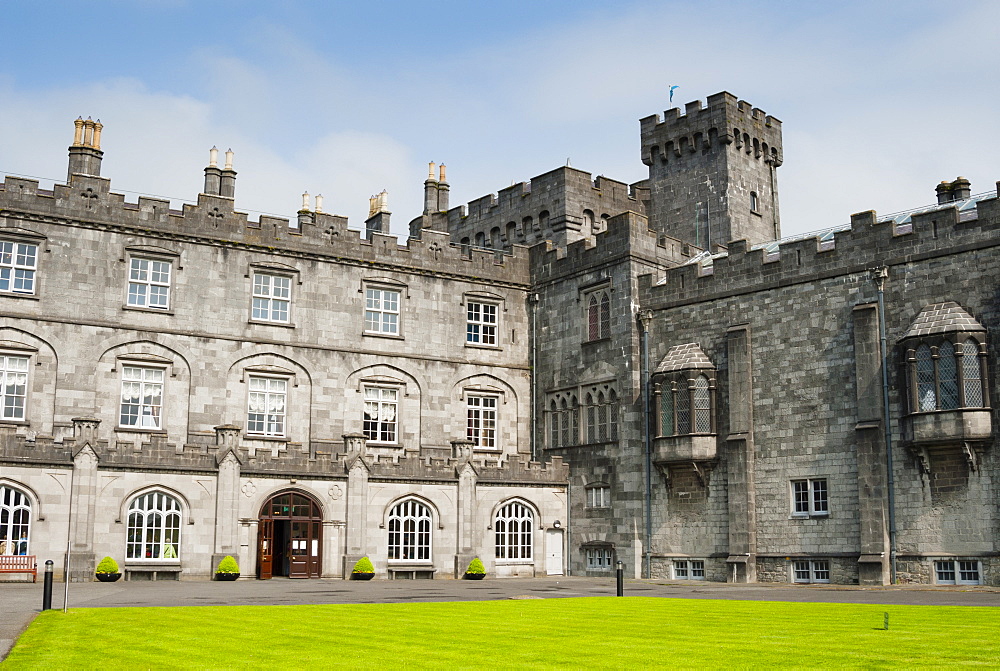 Kilkenny Castle, Kilkenny, County Kilkenny, Leinster, Republic of Ireland (Eire), Europe