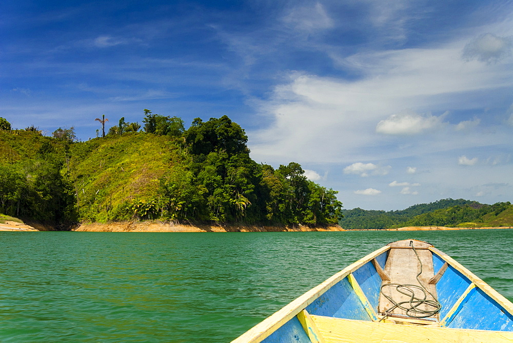 Lake Batang Ai, Batang Ai National Park, Sarawak, Malaysian Borneo, Malaysia, Southeast Asia, Asia