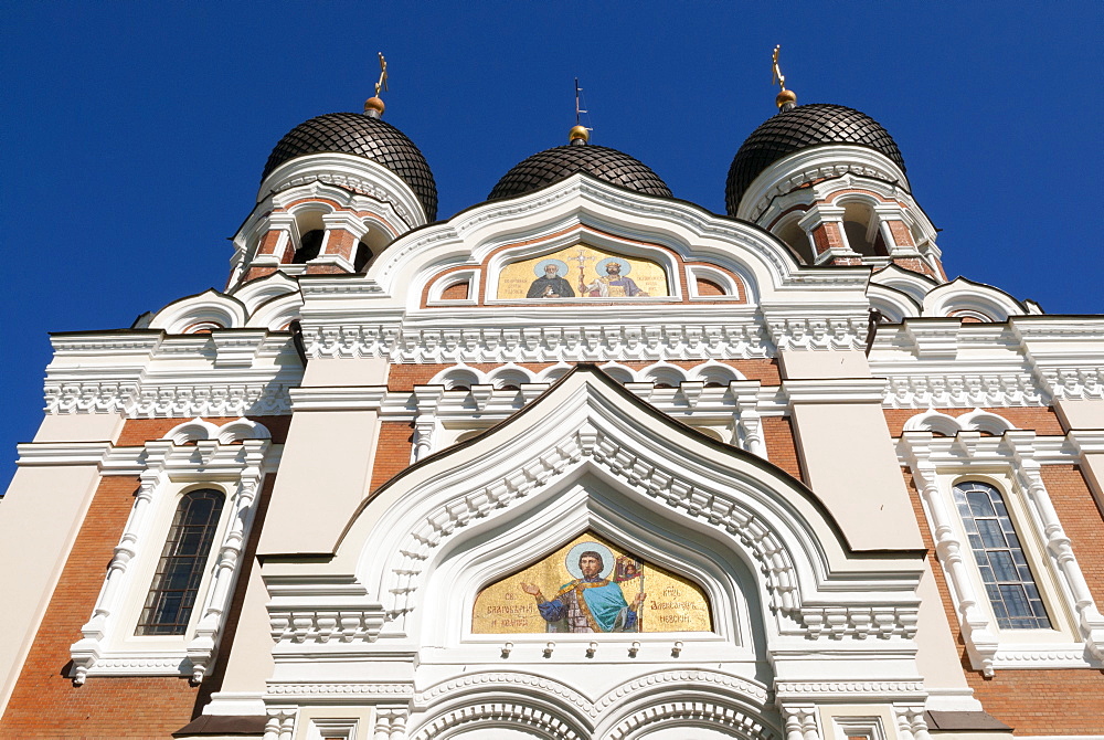 Russian Orthodox Alexander Nevsky cathedral in Toompea, Old Town, UNESCO World Heritage Site, Tallinn, Estonia, Baltic States, Europe