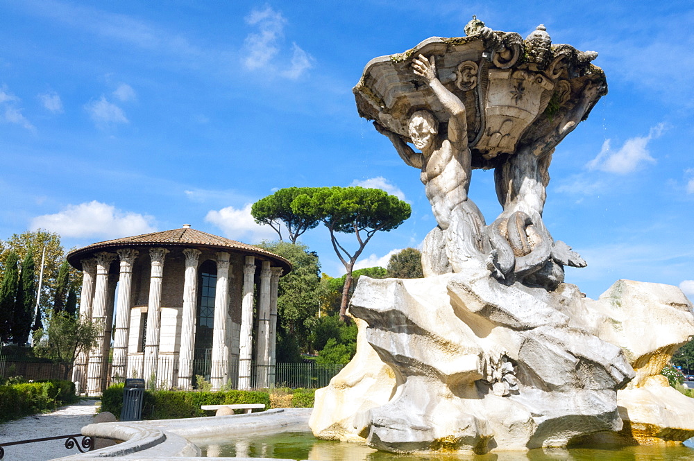 Fountain of the Tritons, Temple of Hercules Victor, Piazza St. Maria in Cosmedin, Rome, UNESCO World Heritage Site, Lazio, Italy, Europe