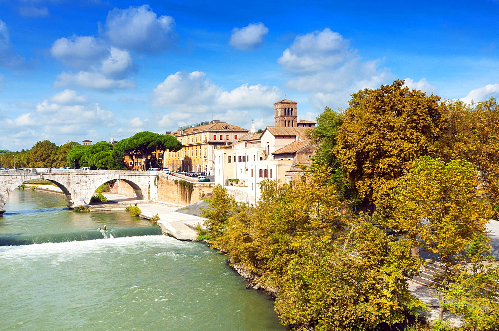 Tiber Island and Ponte Cestio (Cestius bridge), Rome, UNESCO World Heritage Site, Lazio, Italy, Europe