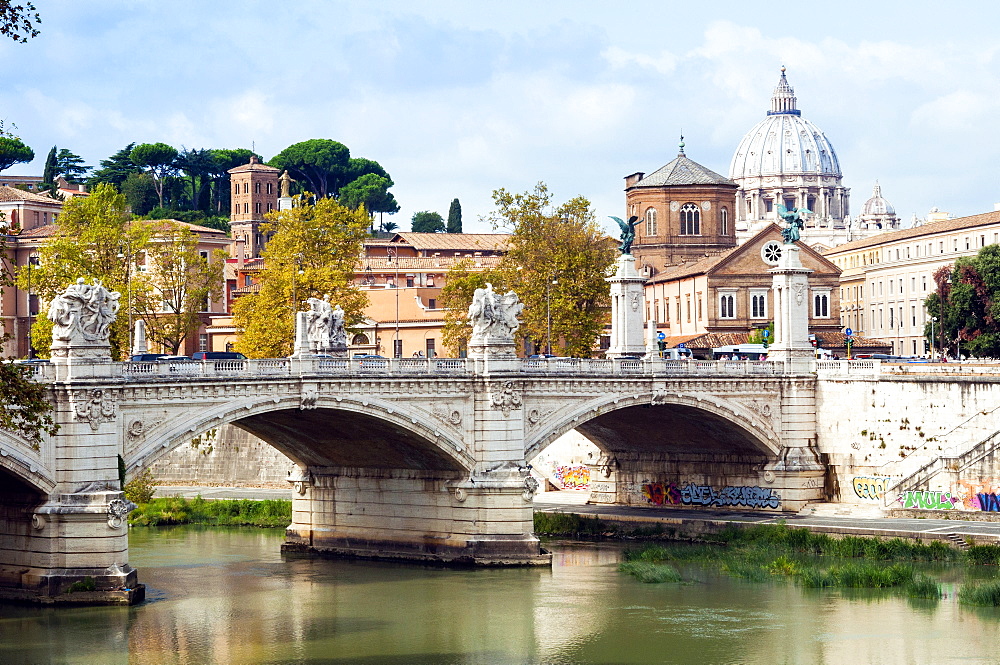 Ponte Vittorio Emanuele II over the River Tiber, Rome, Lazio, Italy, Europe