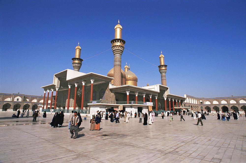 Kadoumia Mosque, Baghdad, Iraq, Middle East