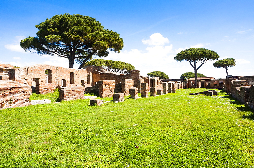 Case a Giardino, Ostia Antica archaeological site, Ostia, Rome province, Lazio, Italy, Europe