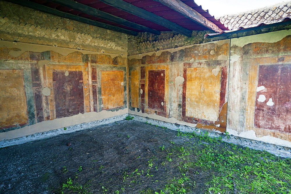 Wall paintings, Case a Giardino, Ostia Antica archaeological site, Ostia, Rome province, Lazio, Italy, Europe