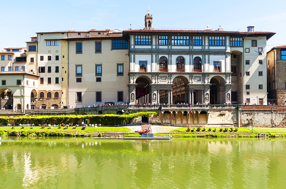 Uffizi Palace and Arno River, Florence, UNESCO World Heritage Site, Tuscany, Italy, Europe